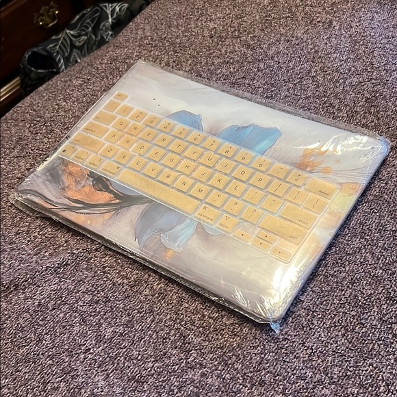 NWT CISSOOK Compatible with MacBook Pro 13 Inch Floral Case Screen Protector - Picture 1 of 4